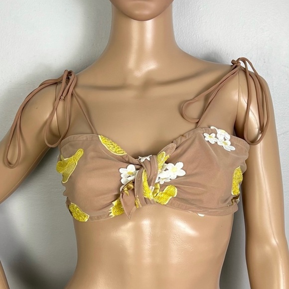 NEW FOR LOVE & LEMONS REVOLVE EMBROIDERED KNOT FRONT CROP TOP - Picture 2 of 9